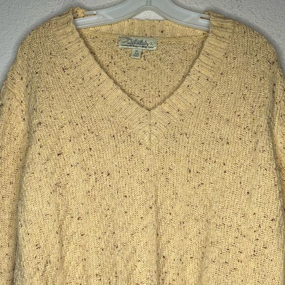 Cabela's Sweater - Picture 2 of 8
